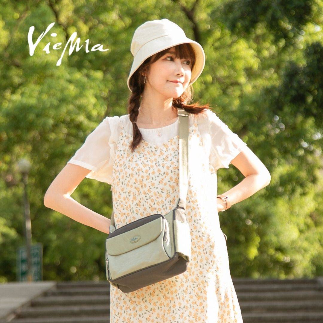 日系旅行船形牛角斜背包-奶綠配灰1661 日系旅行船形牛角斜背包-奶綠配灰1661